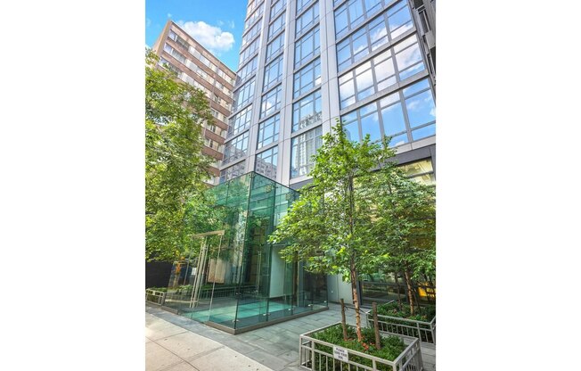 2 beds, 2.5 baths, 1,253 sqft, $8,500, Unit 39H