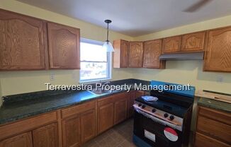 3 beds, 1 bath, $1,900