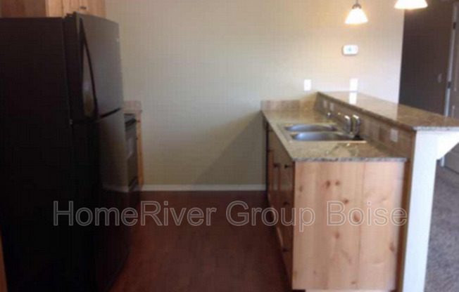 865 N BONSAI LN