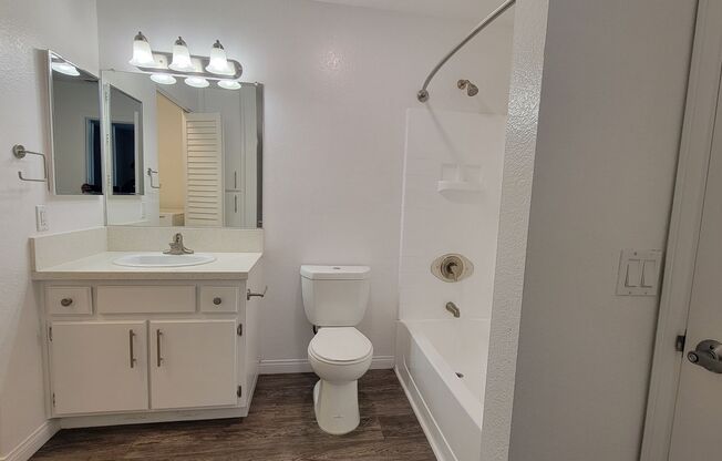 1 bed, 1 bath, 694 sqft, $2,435, Unit 306