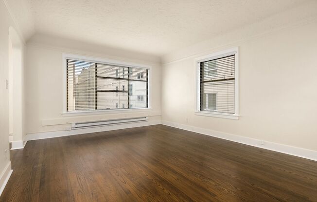 Studio, 1 bath, 429 sqft, $1,365, Unit Unit 310