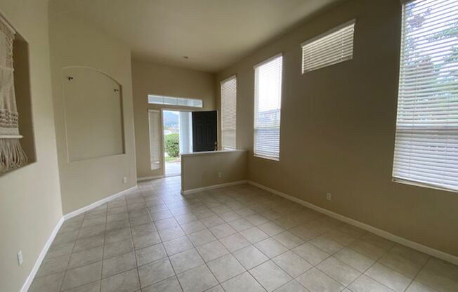 ~Beautiful 3 Bed 2 Bath House in Santa Rosa~
