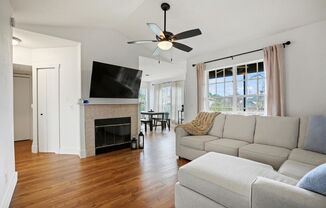 Updated Condo With Marsh Views Near Jax Beach