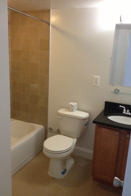 Studio, 1 bath, 405 sqft, $1,595, Unit 0811