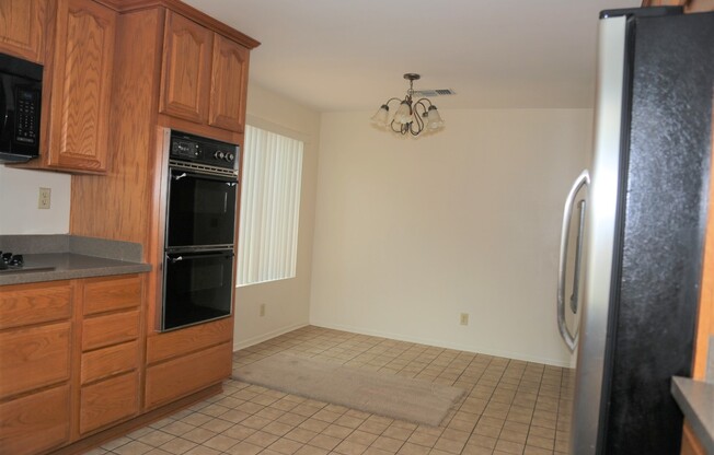 4 beds, 2 baths, $3,200