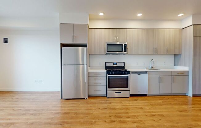 2 beds, 1 bath, 850 sqft, $2,745, Unit 211