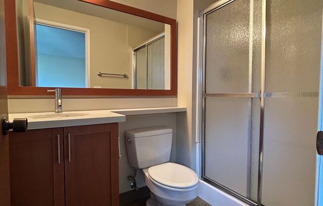 2 beds, 1.5 baths, 935 sqft, $2,725, Unit 307