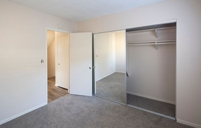 2 beds, 1.5 baths, $2,850, Unit 17