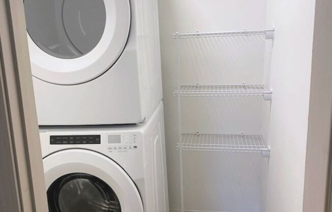 2 beds, 1 bath, 1,050 sqft, $1,395, Unit 166