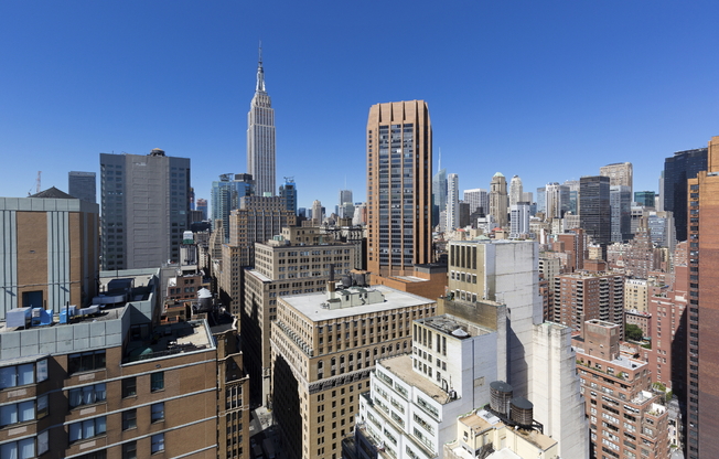1 bed, 1 bath, 668 sqft, $5,490, Unit W14E