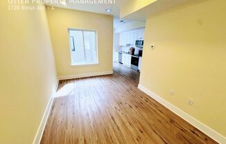 1728 RDG AVE