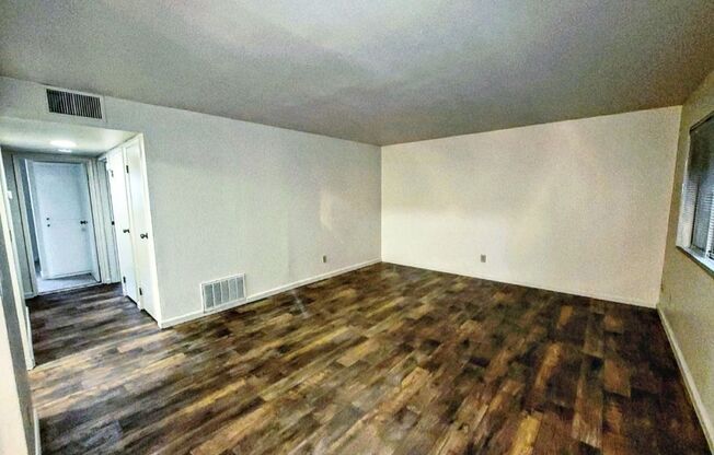 2 beds, 2 baths, 988 sqft, $2,175, Unit 122