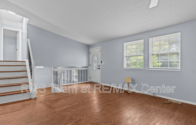 5136 ROCK GLN DR