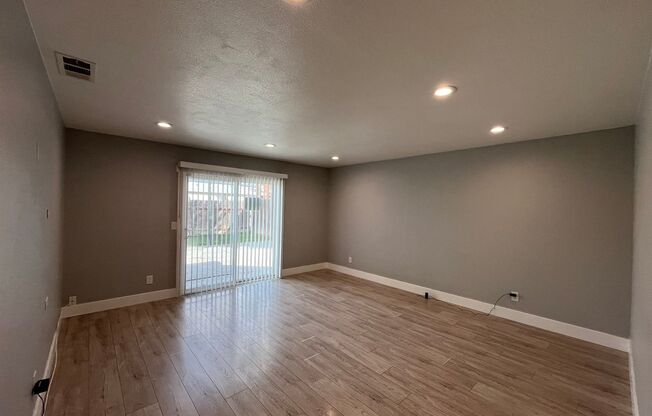 4 bed 2 bath with landscaping and pest control included available now in North Highlands.