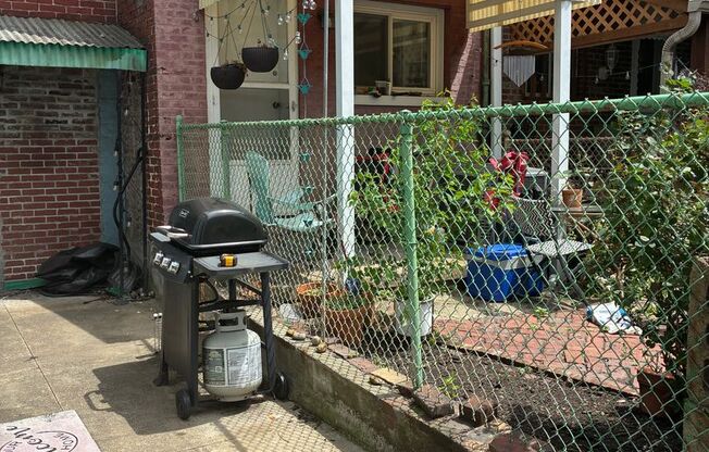 Nice 2 Bedroom in Trendy Lawrenceville