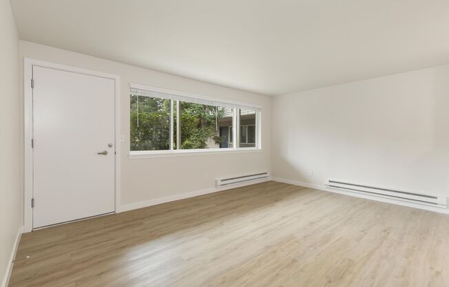 1 bed, 1 bath, 570 sqft, $1,995, Unit 16