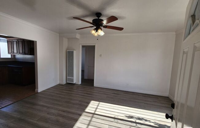 3 beds, 1 bath, 800 sqft, $2,795, Unit 1530