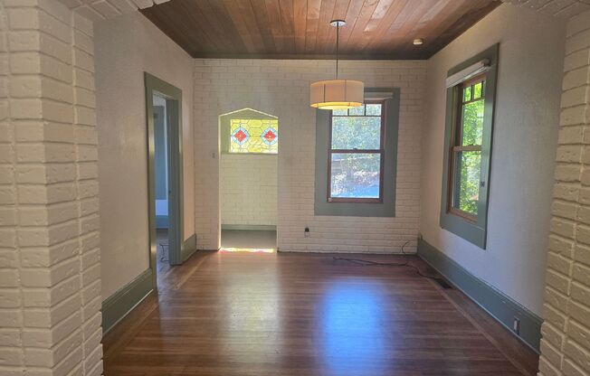 Beautiful Diamond in the Heart of Point Richmond