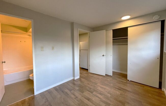 1 bed, 1 bath, 393 sqft, $1,150, Unit 106