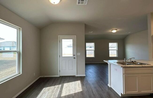 Welcome home to this stunning new construction in Battle Creek subdivision!