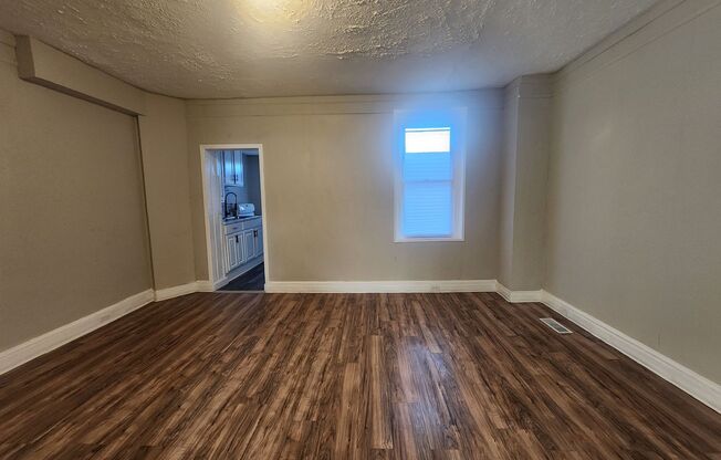 Cozy 2 Bedroom Home in West Baltimore