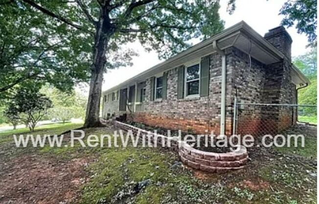 WOW! Fantastic 4Bedroom/ 2 Bath Ranch With All The Upgrades / Great Location / Popular Alexander High School