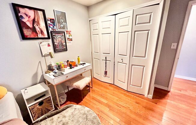 2 beds, 1 bath, 768 sqft, $2,425, Unit 214