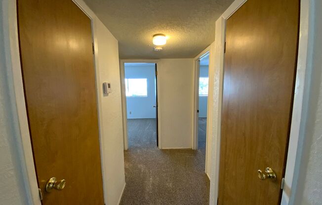 2 beds, 1 bath, 836 sqft, $900, Unit Unit D