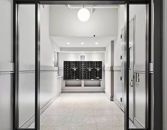 1 bed, 1 bath, $3,450, Unit 304