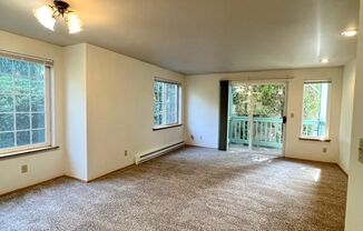 1393 Bradley Lane