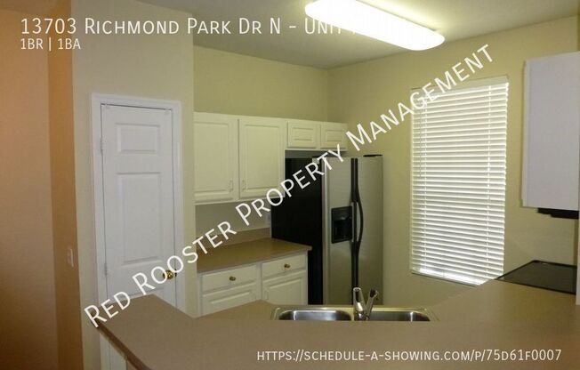 13703 RICHMOND PARK DR N