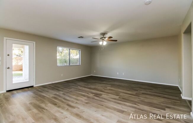 374 E DANIELLA DR
