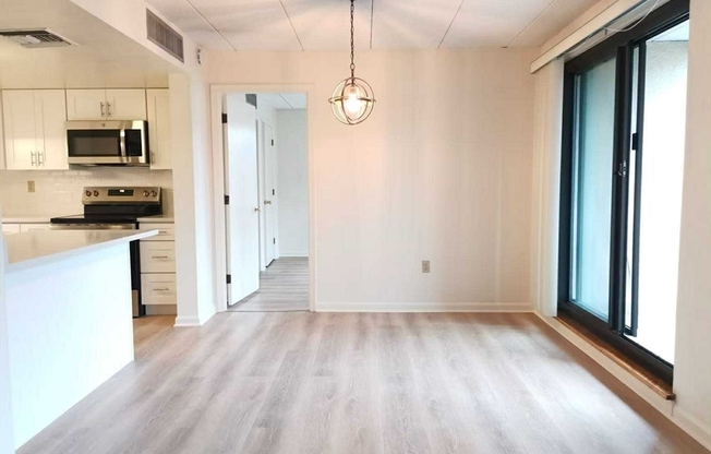 2 beds, 2 baths, 1,020 sqft, $4,200, Unit 302