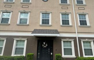 4 beds, 3.5 baths, $2,850