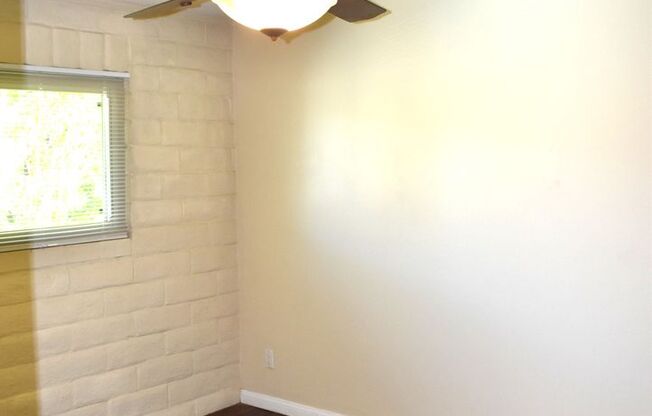 2 beds, 1 bath, $3,300