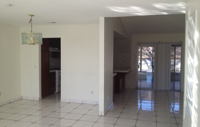 4 beds, 2 baths, $3,395