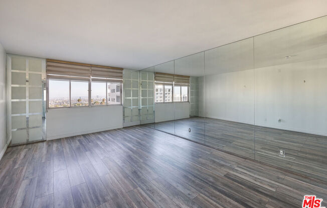 2 beds, 2 baths, 1,377 sqft, $4,950, Unit 702
