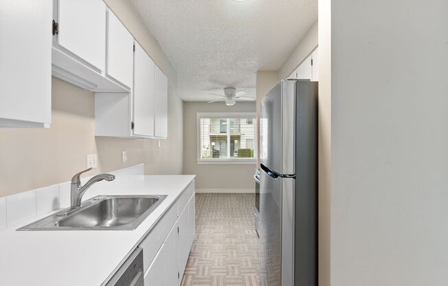 1 bed, 1 bath, 675 sqft, $1,195, Unit #11