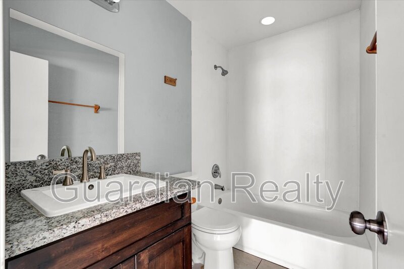 521 CALCATERRA CIR