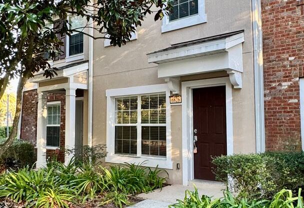 Nice Town home style condo for rent in Bartram park!