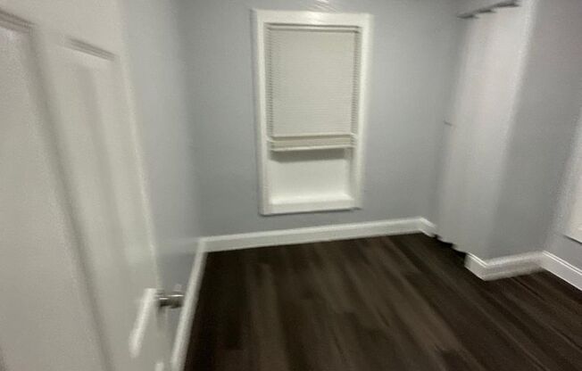 3 beds, 1 bath, $1,500