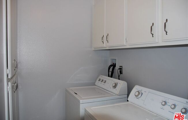 2 beds, 2 baths, 1,420 sqft, $4,600, Unit 106