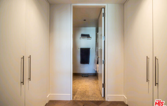 2 beds, 3 baths, 1,720 sqft, $8,500, Unit 6G