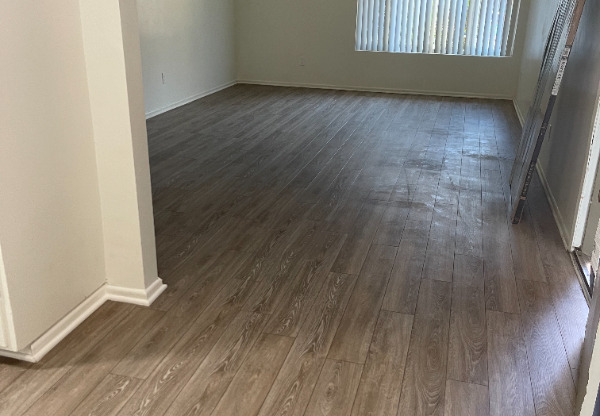 2232 E LENITA LN