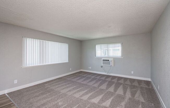 2 beds, 1 bath, 1,000 sqft, $1,550, Unit 37-D