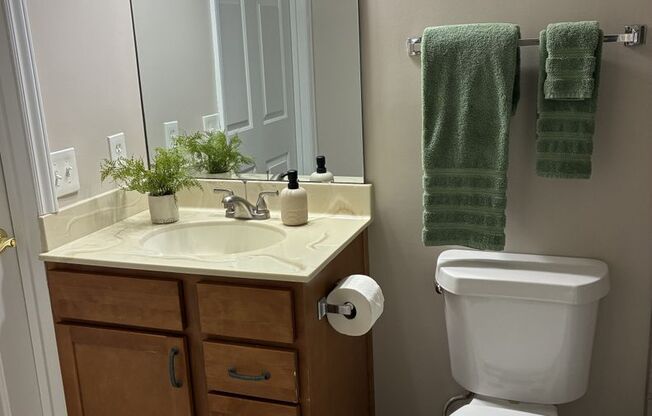 2 beds, 2 baths, 1,068 sqft, $1,717, Unit 1210TrF