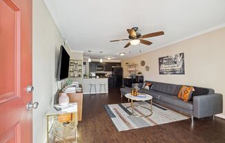 1 bed, 1 bath, 641 sqft, $1,195, Unit 35