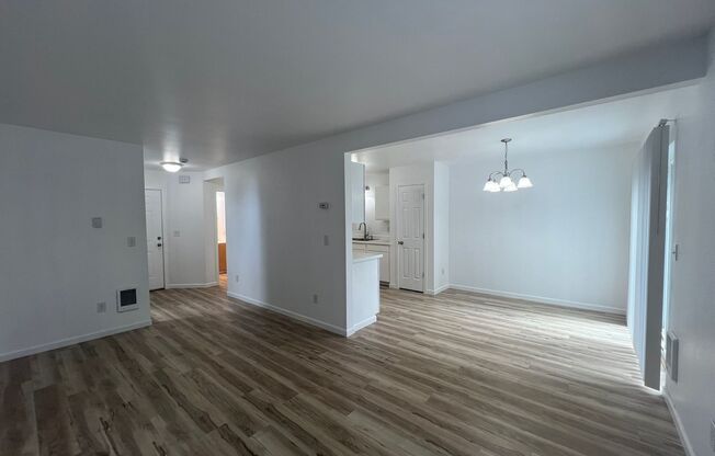 PENDING APPLICATION; Pet Friendly Westside Duplex