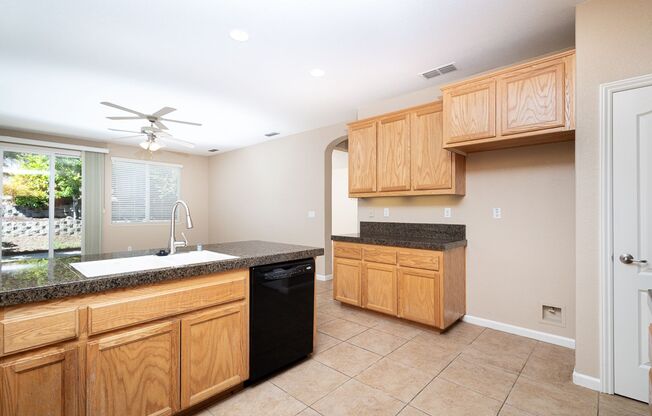 Spacious Folsom Parkway Home Near The Back of a Court