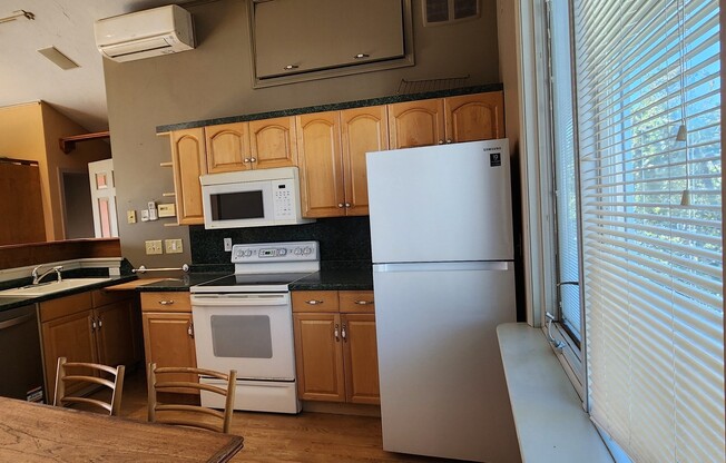 1 bed, 1 bath, 500 sqft, $1,800, Unit 2